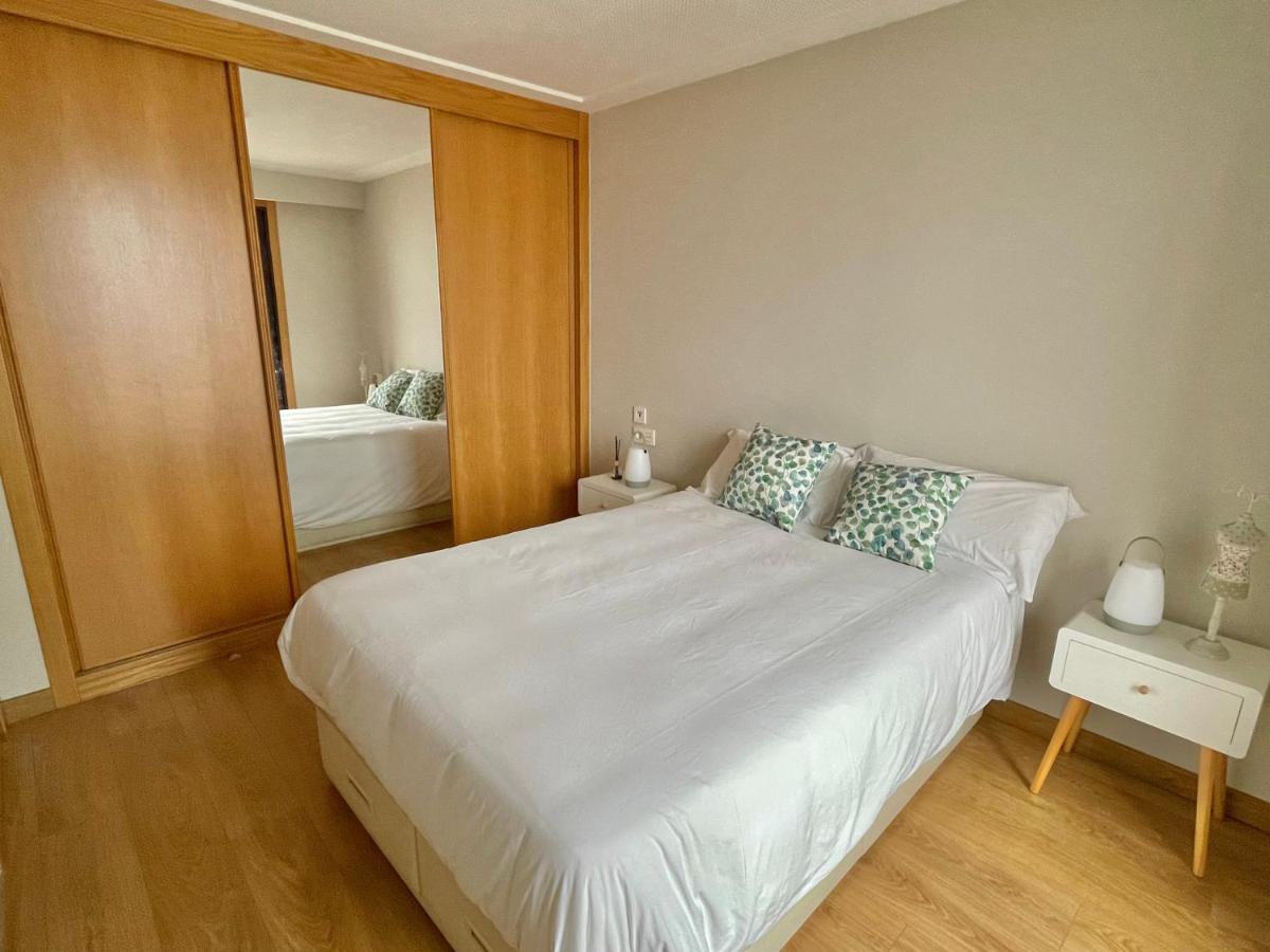 Estudio Centrico 1 Con Terraza Y Parking Privado Ourense Luaran gambar