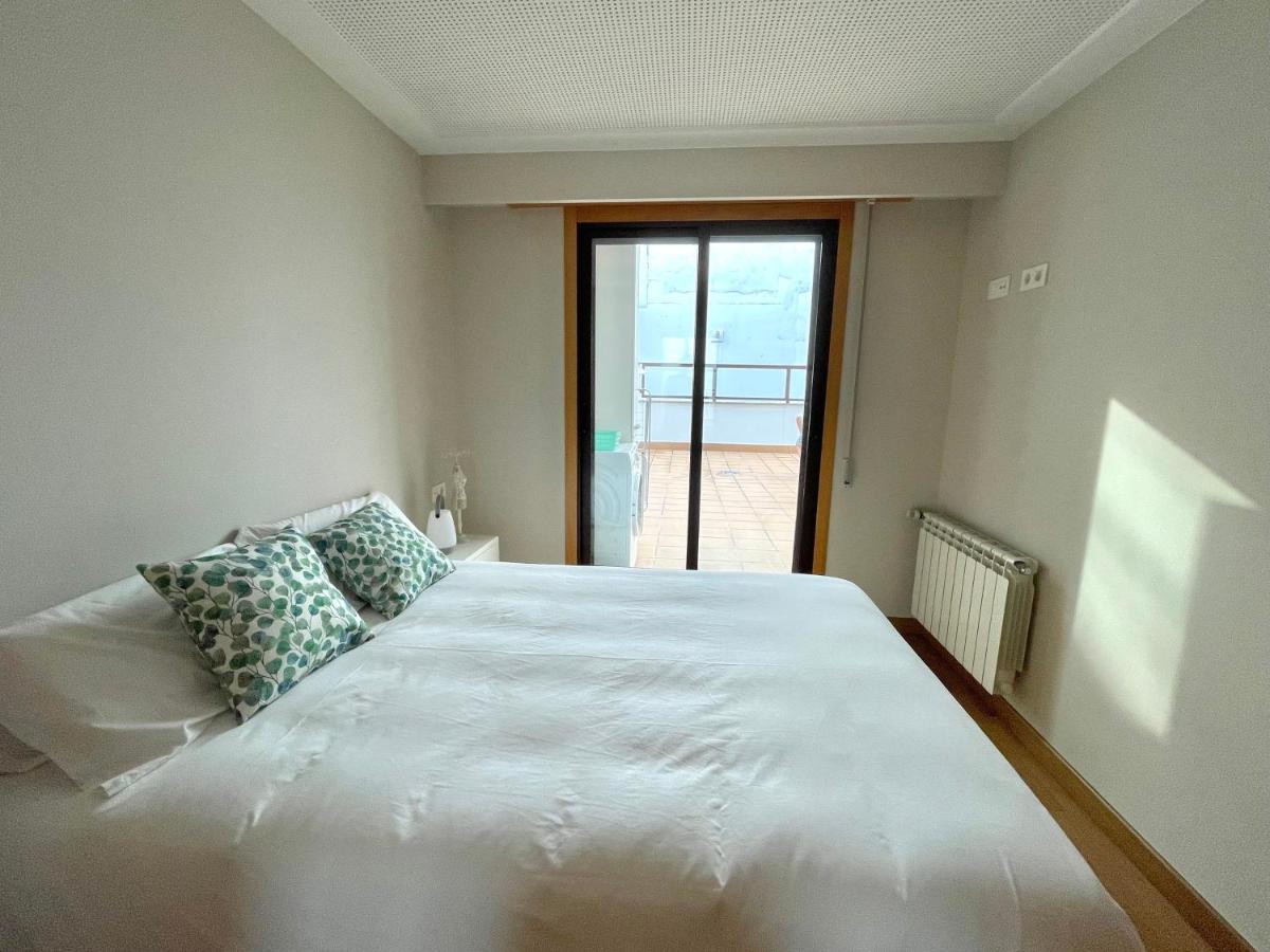 Estudio Centrico 1 Con Terraza Y Parking Privado Ourense Luaran gambar