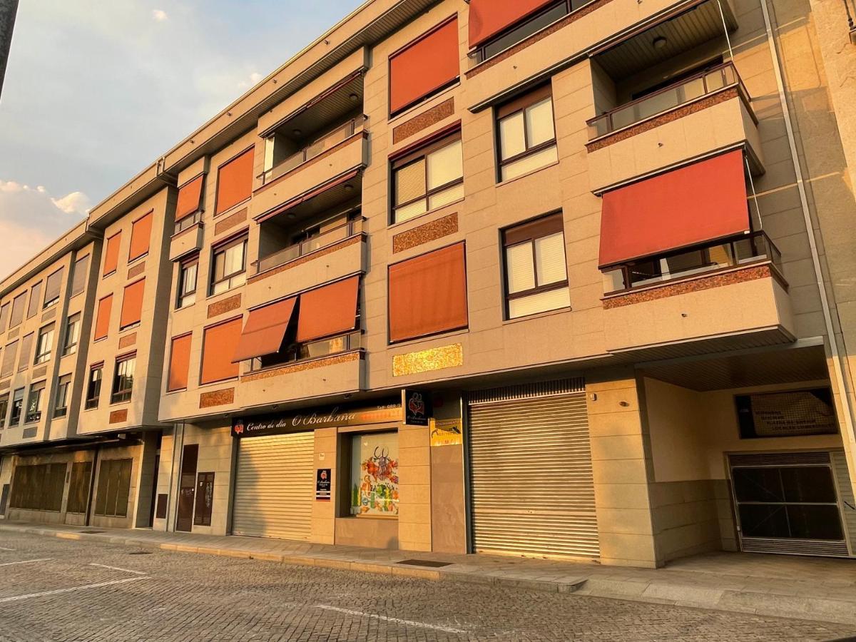 Estudio Centrico 1 Con Terraza Y Parking Privado Ourense Luaran gambar